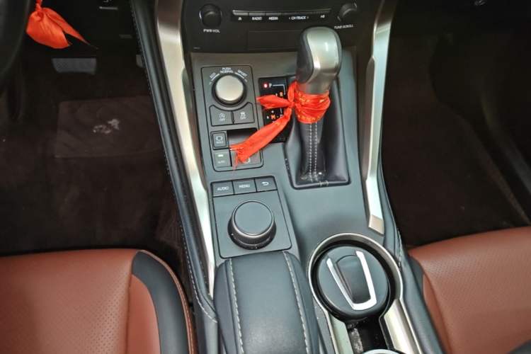 Used Lexus NX 2015 200T All-Wheel-Drive Fēngshàng Edition