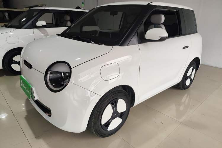 Used CHANGAN NEVO Lumin 2023 301km Honey Dew Edition