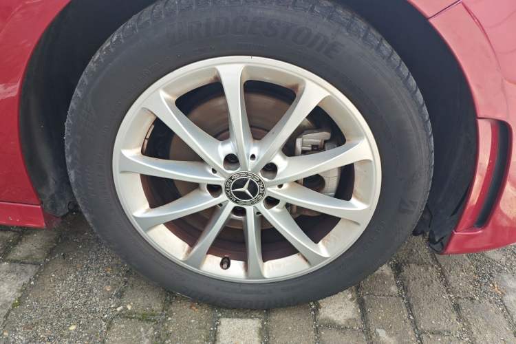 Used Mercedes-Benz A-Class 2021 A 200 L Sport Sedan Fashion Model
