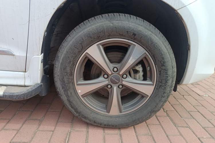 Used Haval H6 2016 Upgraded Model 1.5T Manual Two-Wheel Drive Elite Version