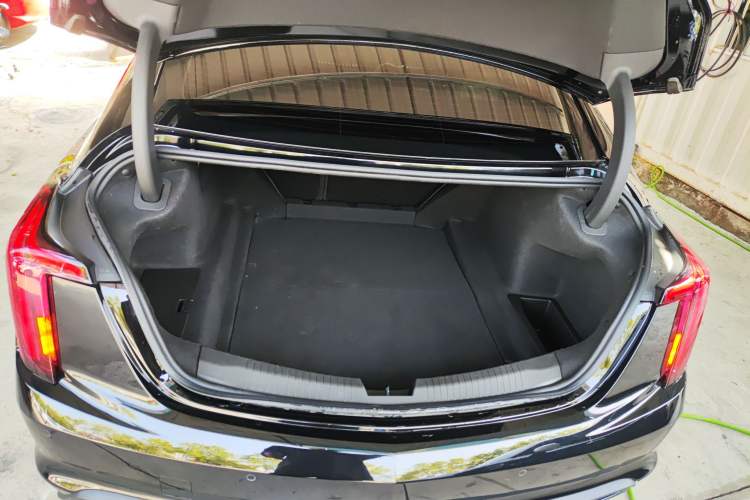 Used Cadillac CT5 2024 28T Luxury Pro Trim