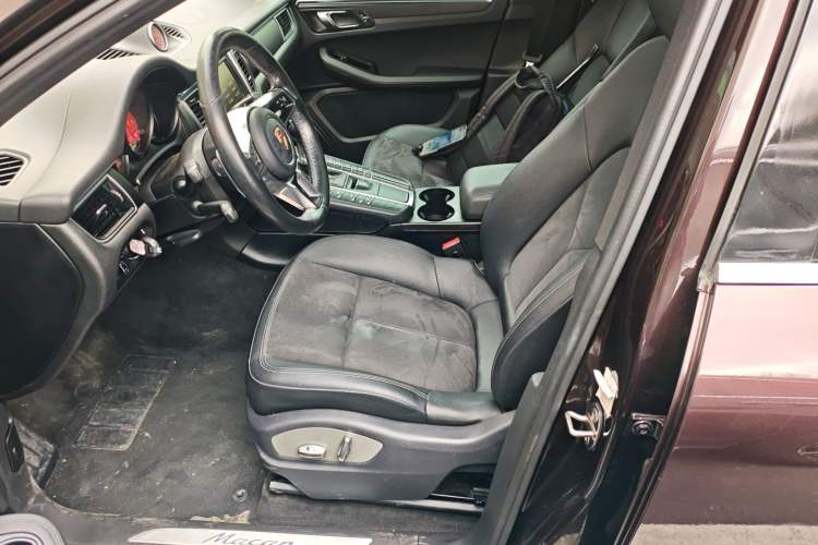 Used Porsche Macan 2014 Macan 2.0T Left Front Seat