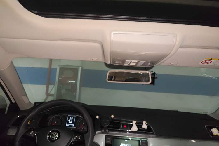 Used Volkswagen Lamando 2019 230TSI DSG Fashion Edition China V Standard