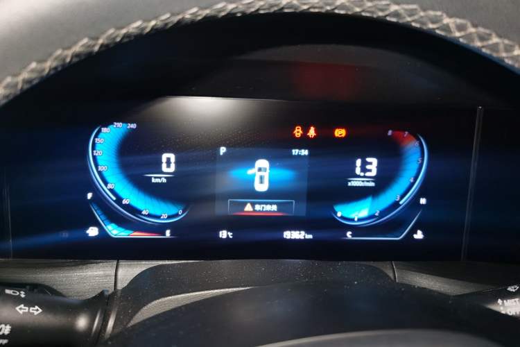 Used CHANGAN CS55PLUS 2021 Blue Whale Edition 1.5T DCT Prestige Model Instrument Cluster