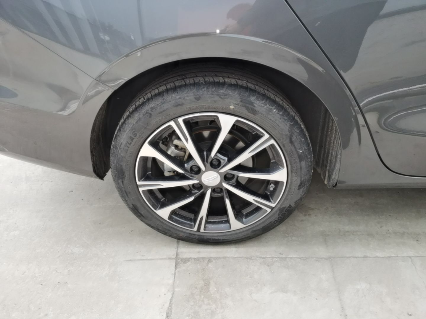 Geely Auto Emgrand 2025 4th Generation 1.5L CVT Luxury Version — снимка 11