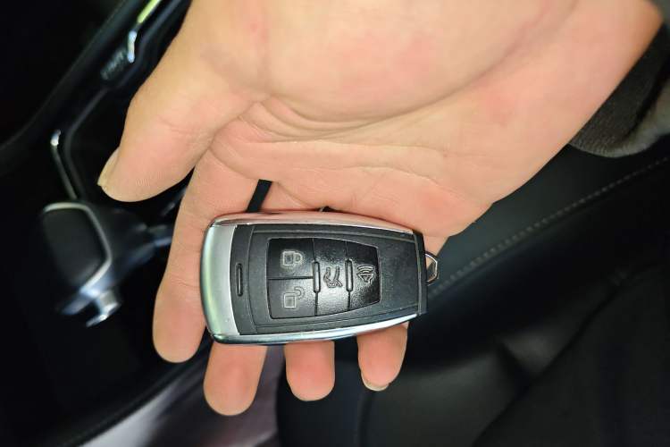 Used BAIC Off-Road BJ40 2020 2.3T Automatic Four-Wheel Drive Rainforest Expedition Edition Vehicle Key