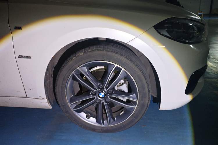 Used BMW 1 Series 2017 118i Sport Edition Right Front Wheel Hub