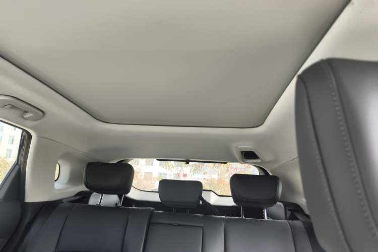 Used Dongfeng Aeolus Huge 2022 Mach Dual-Motor 1.5T MHD Dare-to-Dream Edition