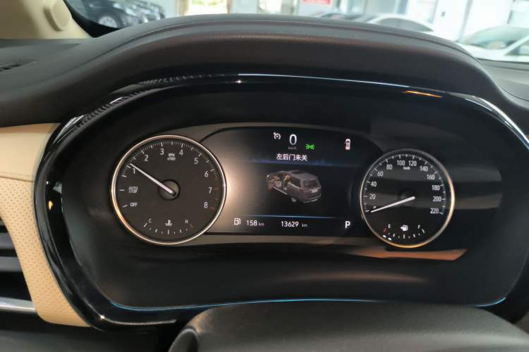 Used Buick GL8 2023 Facelifted Land Cruiser Executive Luxury Version Instrument Cluster