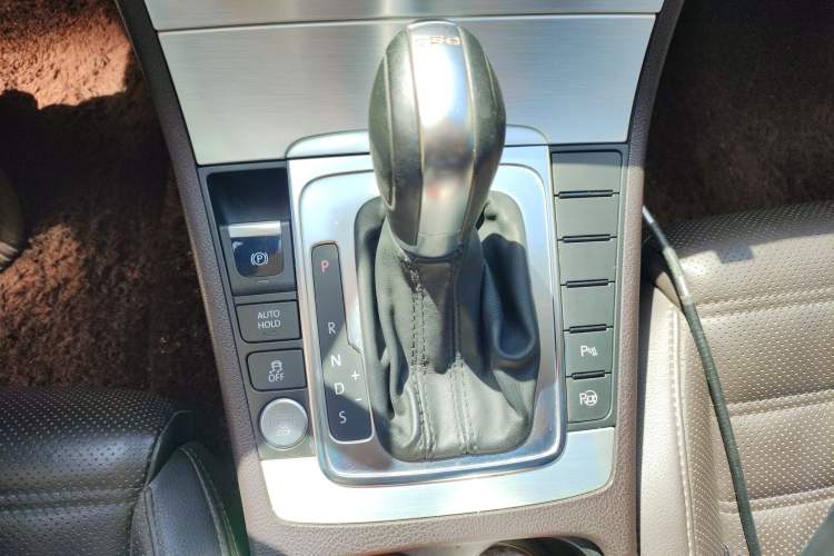 Used Volkswagen FAW-Volkswagen CC 2016 1.8TSI Luxury Model
