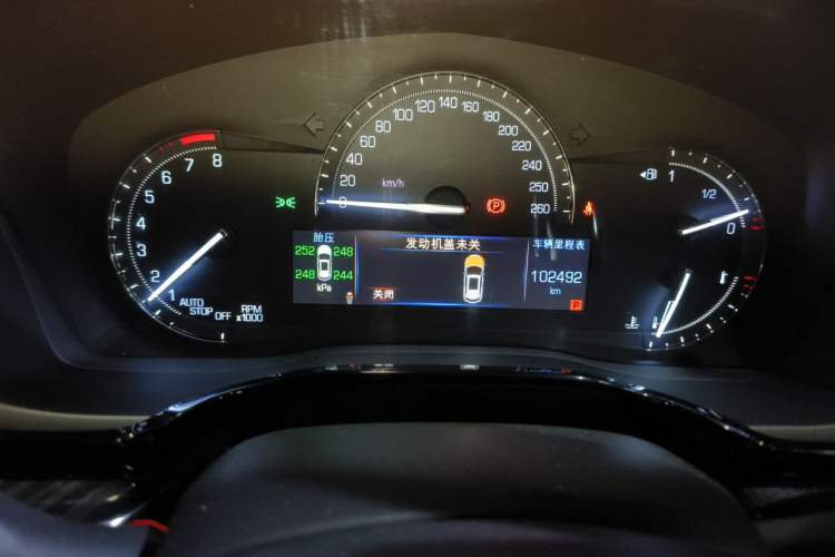 Used Cadillac XT5 2016 25T Luxury Model