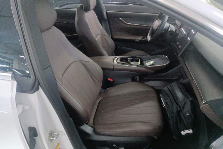 Used CHANGAN NEVO A07 2025 Range-Extended "True Fragrant" Edition 230 Premium Version Right Front Seat