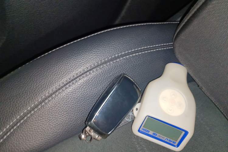 Used Mercedes-Benz A-Class 2022 Revised Version A 200 L Sport Sedan Fashionable Style Vehicle Key