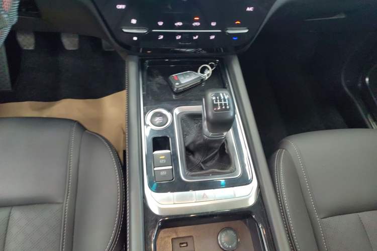 Used JETOUR X90 2019 1.5T Manual Smart Enjoyment Version 5 Seats China V Standard
