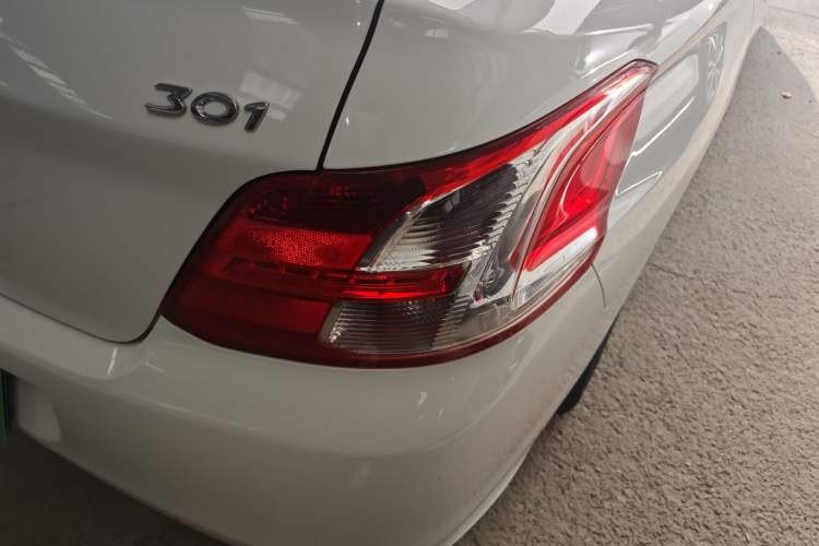 Used Peugeot 301 2016 1.6L Manual Comfort Edition
