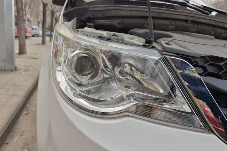 Used Baojun 730 2014 1.5L manual standard trim 7 seats