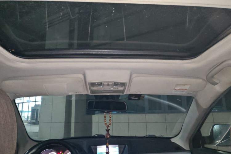 Used Bestune X80 2013 2.0L automatic comfort version
