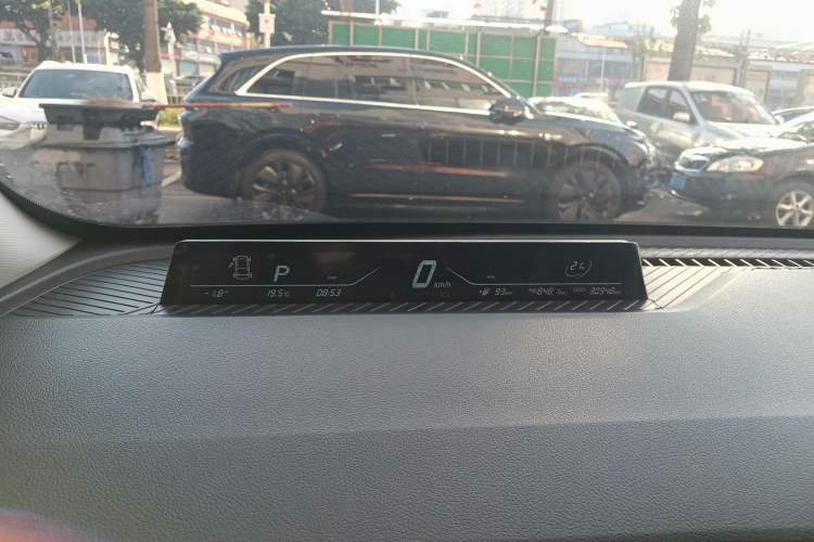 Used NETA V 2021 Long-Range Entertainment Edition Upgrade Model
