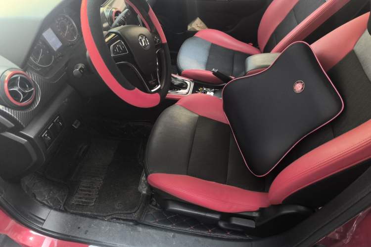 Used BAIC Senova X25 2015 1.5L Automatic Elite Model Left Front Seat