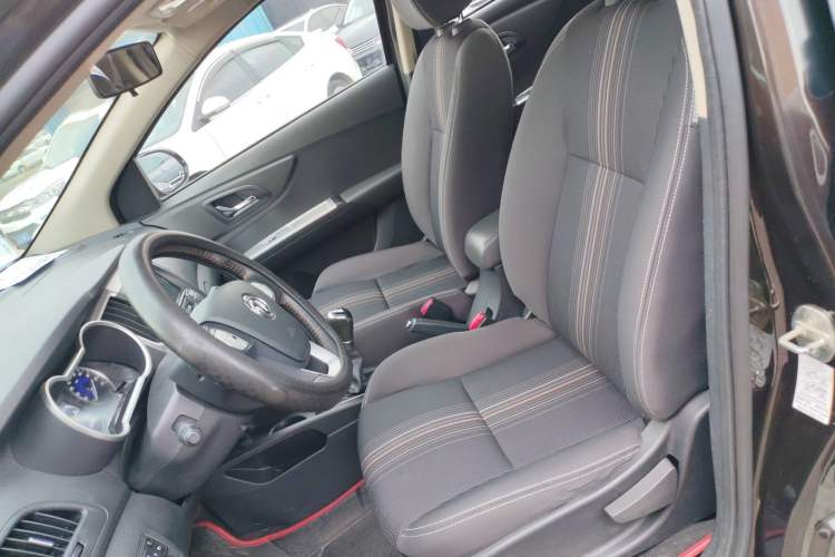 Used Dongfeng Aeolus AX3 2016 1.5L Manual ZhiKu Model
