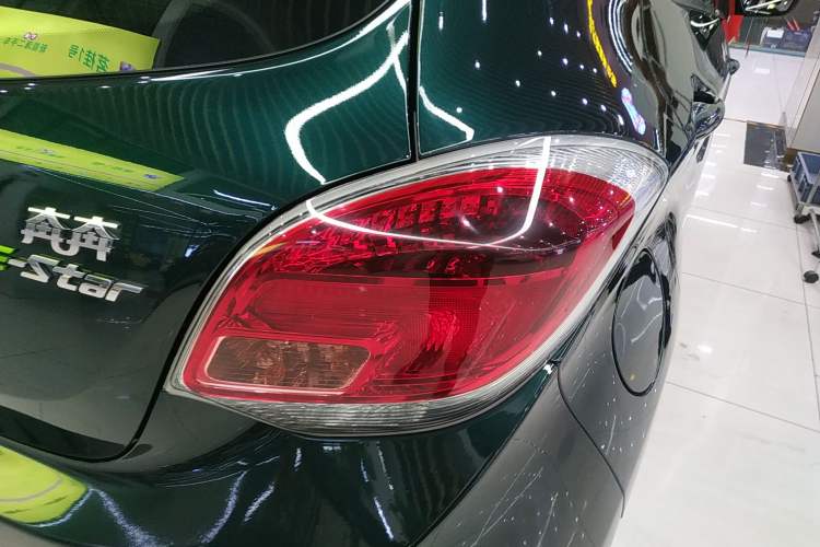 Used CHANGAN Benni E-Star 2021 National Edition Xin Yue Version (Fast-Charging Edition) Lithium Iron Phosphate (31.95 kWh)
