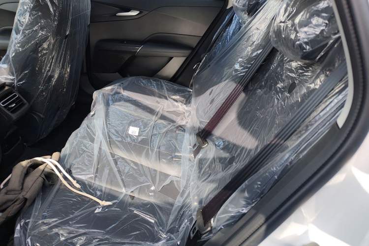 Used CHANGAN Eado 2025 Blue Whale 1.5T 500Bar Prestige Model
