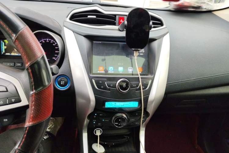 Used BYD Yuan New Energy 2018 EV360 Smart Connect Cool Edition Audio And AC Panel