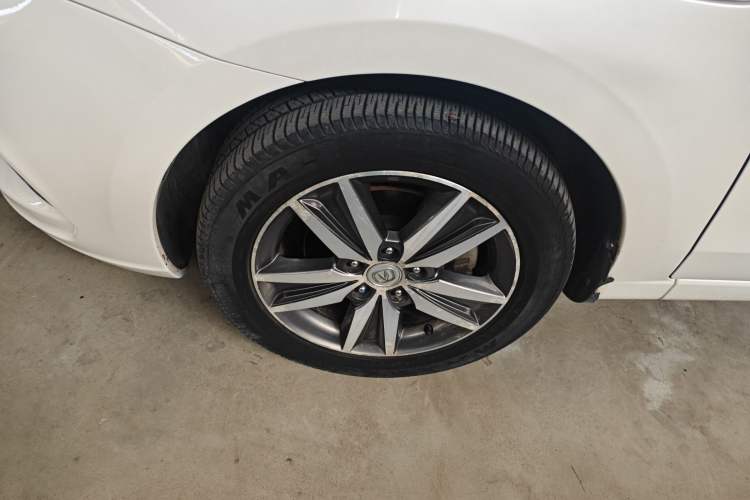 Used CHANGAN Eado 2015 1.6L Manual Luxury Model China V Standard