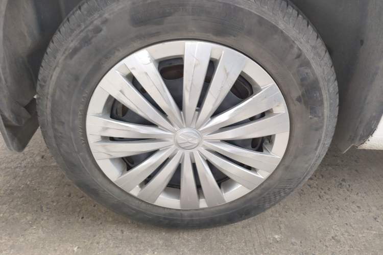 Used Volkswagen Santana 2021 1.5L Automatic Fashion Edition Right Rear Wheel Hub