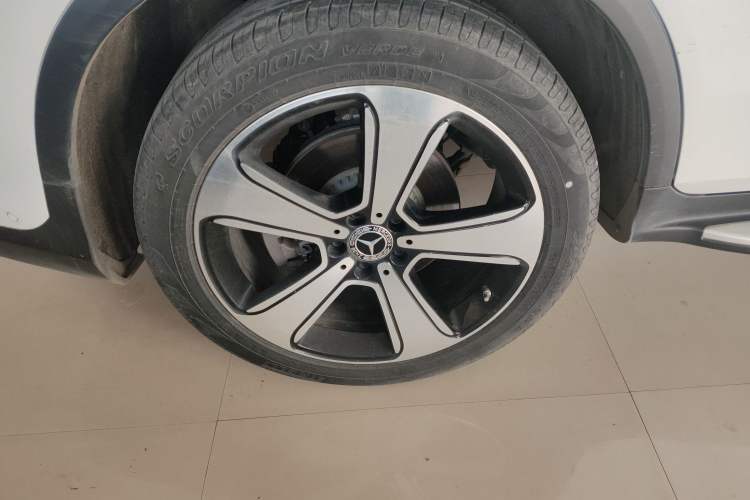 Used Mercedes-Benz GLC 2022 Facelifted GLC 300 L 4MATIC Luxury Edition
