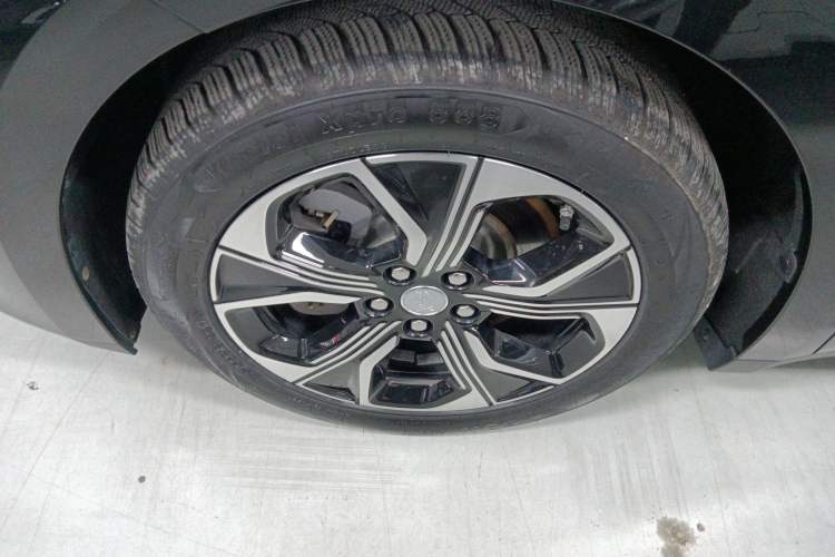 Used Hongqi E-QM5 2023 Revised Version Basic Travel Edition
