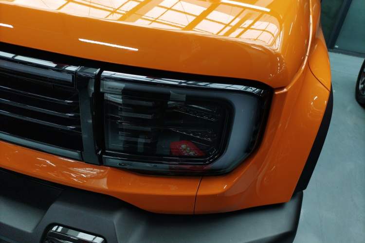 Used BAIC Off-Road BJ40 2024 2.0T All-New Urban Hunter Edition Ultimate Version Left Front Headlight