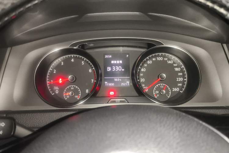 Used Volkswagen Golf 2014 1.6L Automatic Comfort Model Instrument Cluster