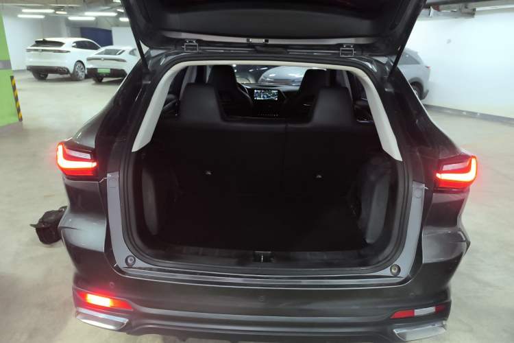 Used Oshan X5 2021 1.5T DCT Prestige Edition
