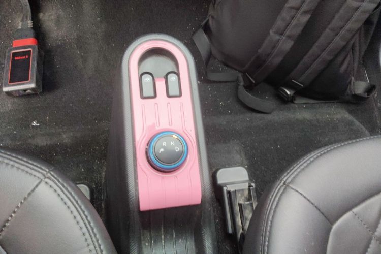 Used Wuling Hongguang MINIEV 2020 Enjoyment Model Lithium Iron Phosphate Gear Lever