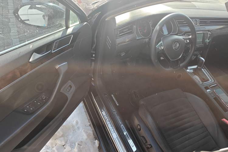 Used Volkswagen Magotan 2017 330TSI DSG Luxury Model
