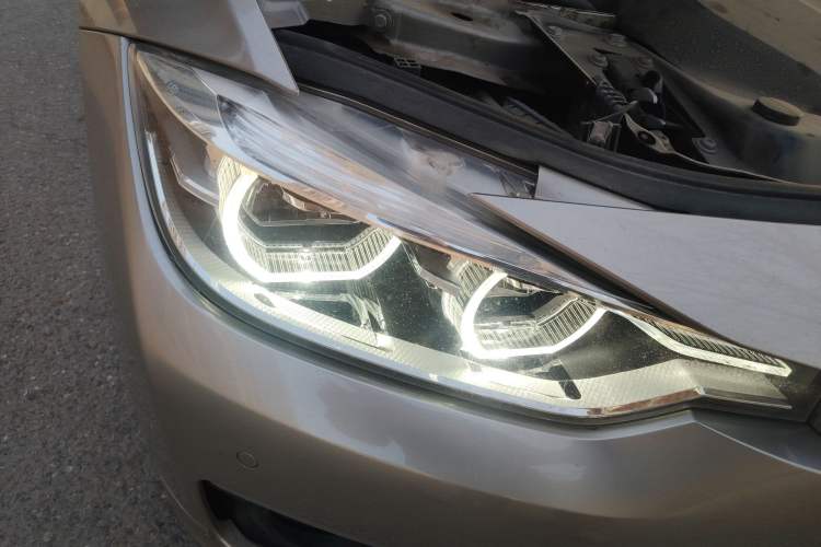 Used BMW 3 Series 2018 320Li xDrive Fashion Model
