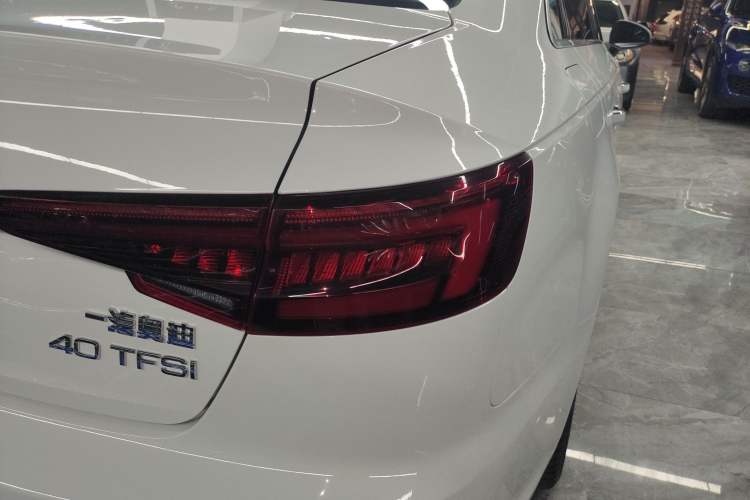 Used Audi A4L 2018 30th Anniversary Edition 40 TFSI Fashion Model