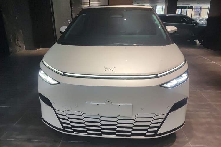 Used XPeng X9 2024 640 All-Wheel Drive High-Performance Max
