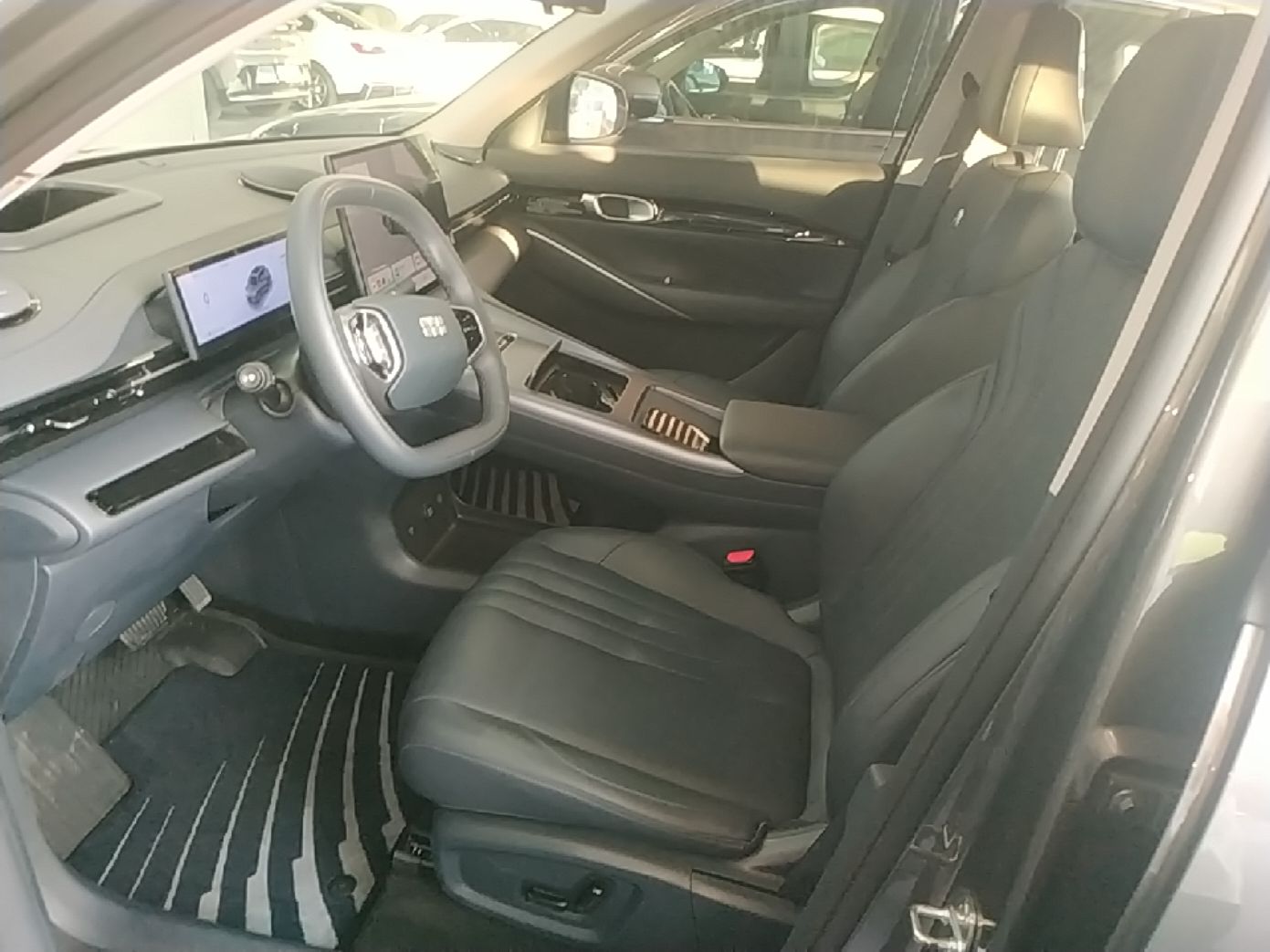 Geely Galaxy E5 2026 Model 610km Exploration+ Edition — снимка 17