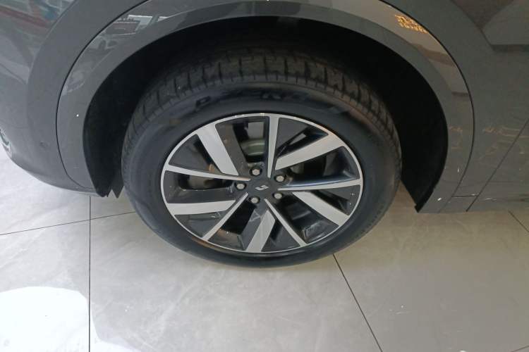 Used Li Auto L7 2023 Pro Model Left Front Wheel Hub