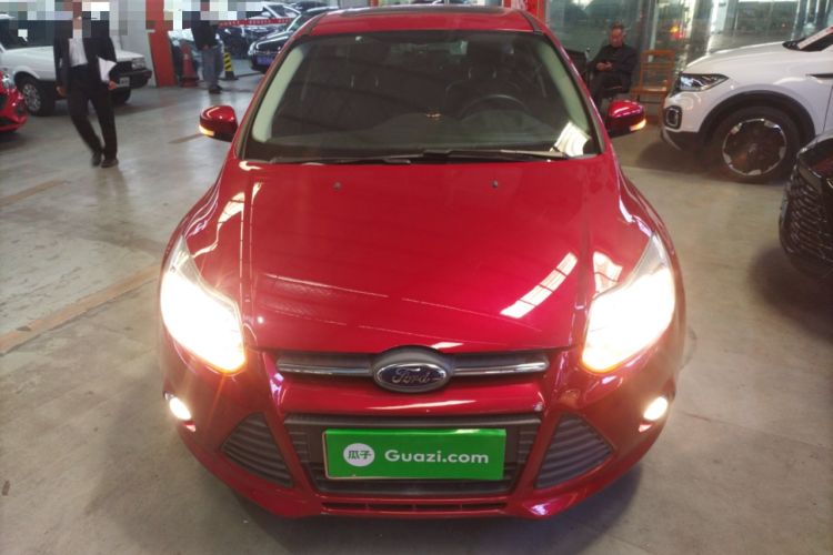 Used Ford Focus 2012 Hatchback 1.6L Automatic Fashion Edition Front