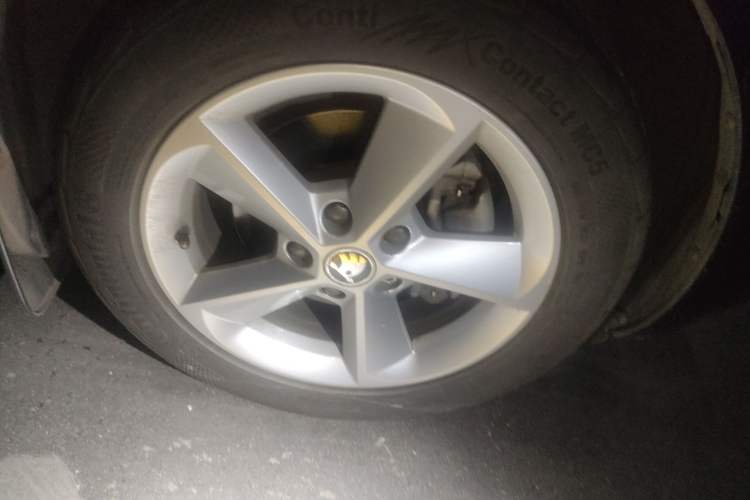 Used Skoda Octavia 2015 1.6L Manual Yijie Edition