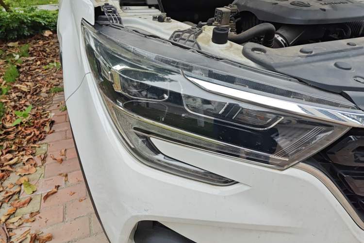 Used FORTHING T5 2020 1.5T Automatic Luxury Model China VI Standard Right Front Headlight