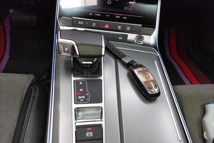 Used Audi A6L 2022 40 TFSI Luxury Dynamic Model
