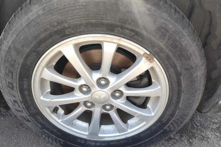 Used Mitsubishi ASX 2013 2.0L CVT Two-Wheel Drive Luxury Edition
