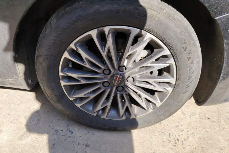 Used Hongqi H5 2023 2.0T Automatic Smart Connect Flagship Edition
