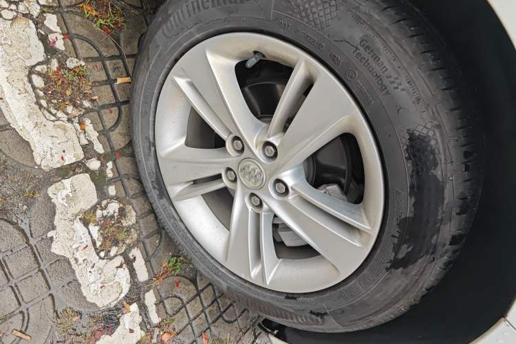 Used Buick Regal 2019 20T Elite Version China V Standard Right Front Wheel Hub