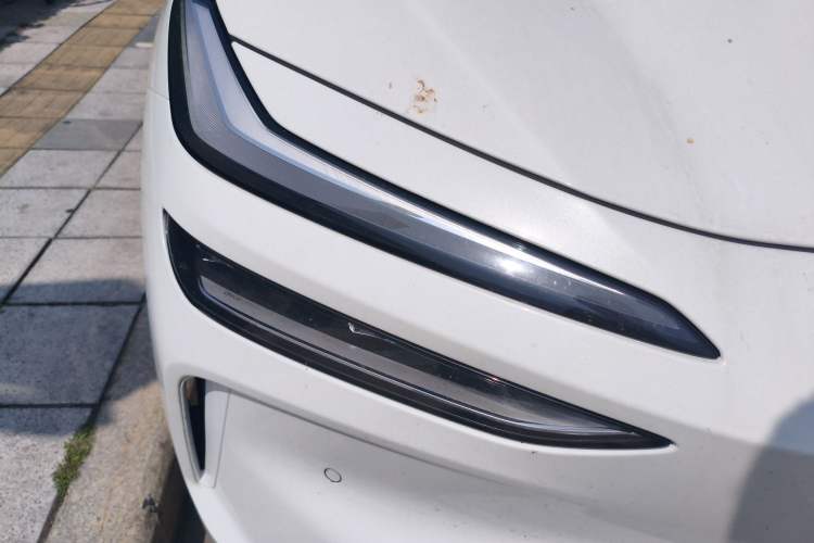 Used ONVO L60 2024 60 kWh Rear-Drive Version
