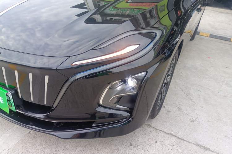 Used Hongqi E-QM5 2021 Online Booking Charging Basic Edition 5 Seats
